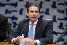 Hugo Motta recua novamente e esvazia debate sobre Anistia na Câmara