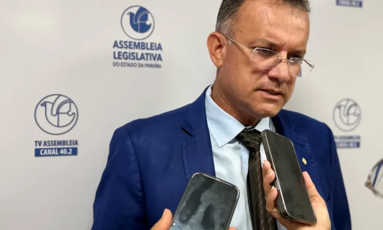 Após ser exonerado, sargento Neto revela decepção com Bruno Cunha Lima