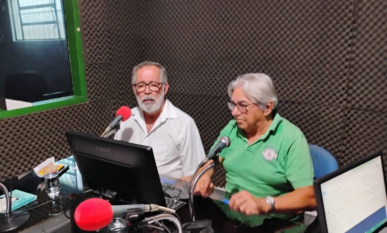 Duda de Pocinhos e Tião Lima são destaques no “Sábado em Revista” deste 12 de abril, na Rádio Da Mata FM Duda de Pocinhos e Tião Lima são destaques no “Sábado em Revista” deste 12 de abril, na Rádio Da Mata FM