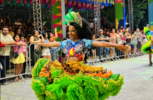 Quadrilhódromo recebe mais um fim de semana de festa e tradição junina em Campina Grande Quadrilhódromo recebe mais um fim de semana de festa e tradição junina em Campina Grande